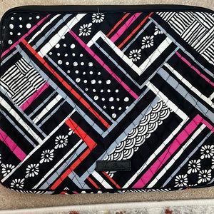 Vera Bradley computer case-fits 15in computer